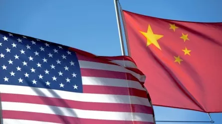 США внесли в черный список 12 компаний КНР