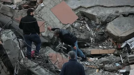 Землетрясение в Турции продолжается, но уже не такое мощное 