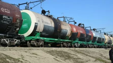 Казахстан передал 5 тыс. тонн мазута Таджикистану в качестве гумпомощи
