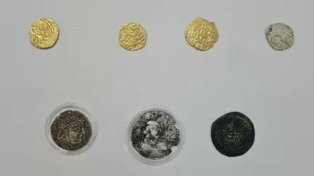 Таможня не дала добро: древние монеты пытались вывезти из Казахстана