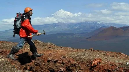 Геологтардың кәсіби мерекесіне орай байқау жарияланды