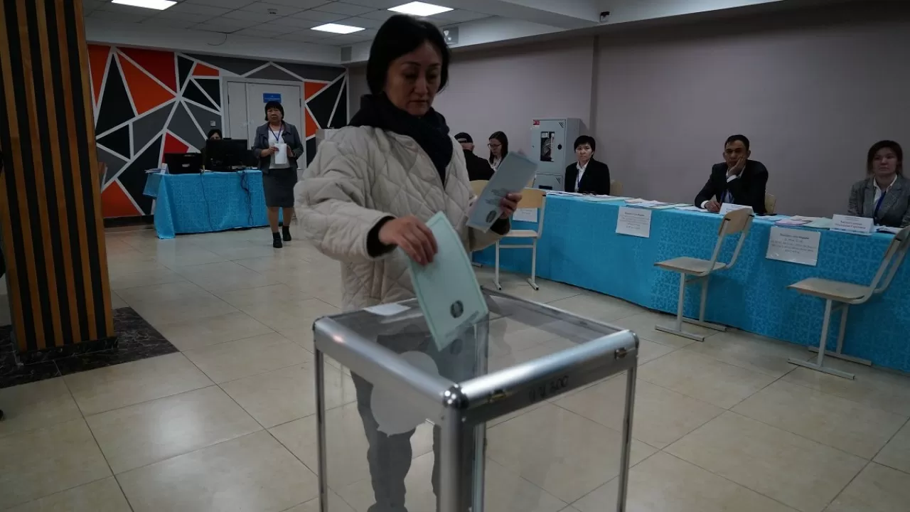 Экзитполы озвучили предварительные итоги выборов в Казахстане