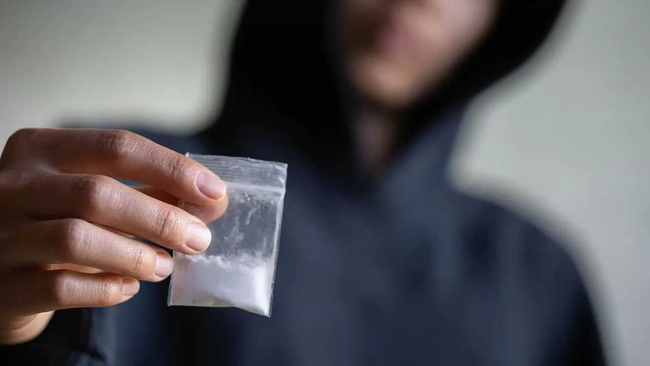 МВД предлагает ввести скрининг учеников на наркотики 