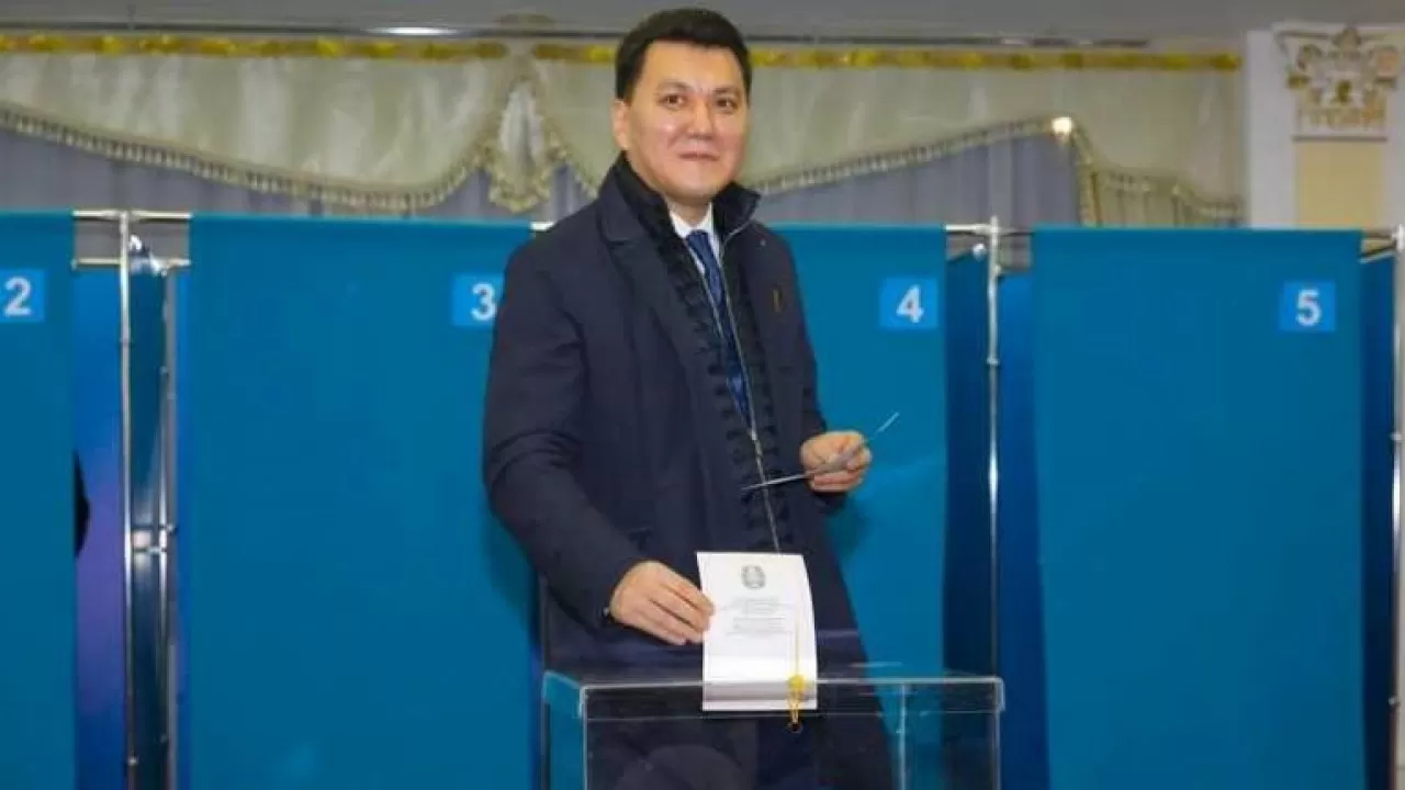 Государственный советник отдал свой голос на выборах депутатов мажилиса и маслихатов 