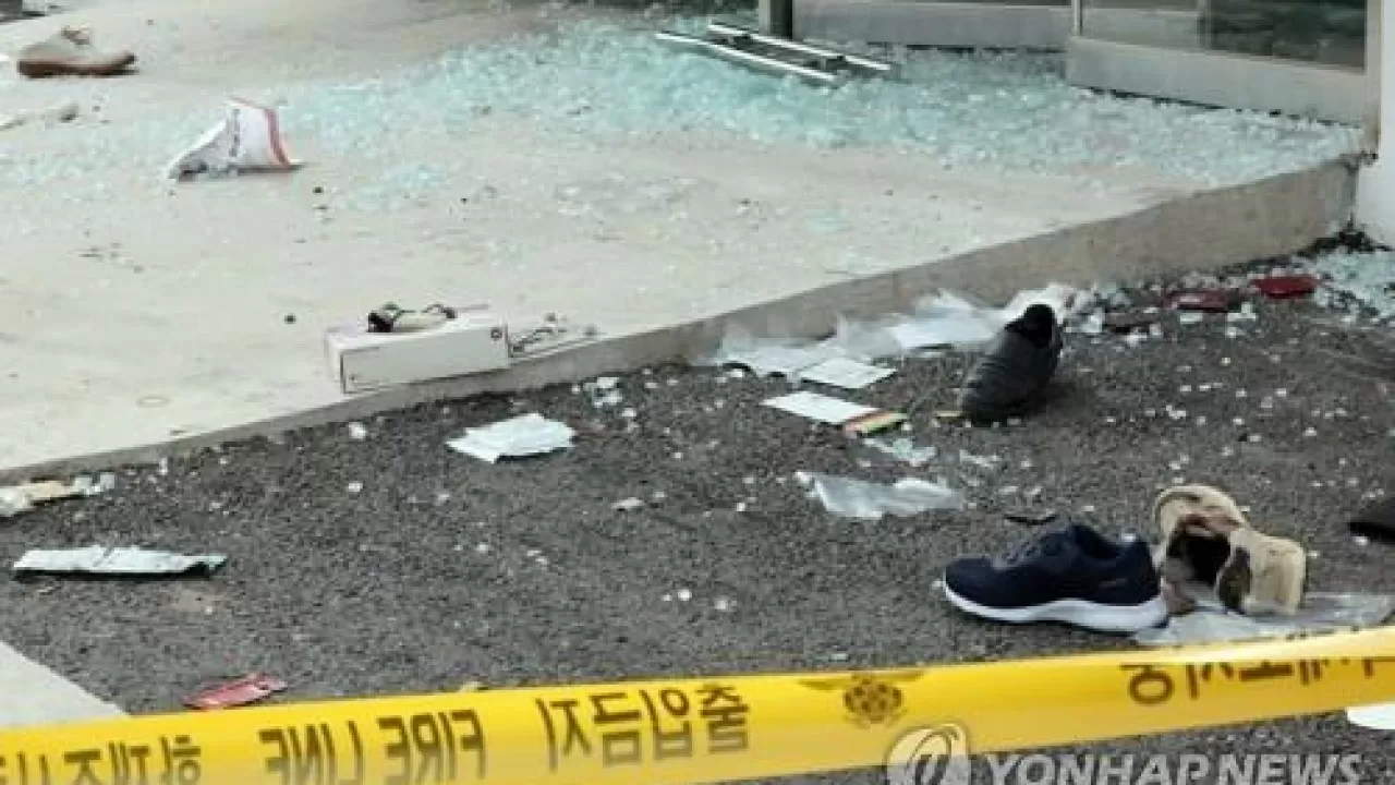 3 погибших: грузовик врезался в толпу людей в Южной Корее