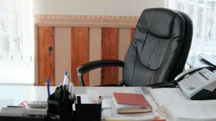Кресла за миллионы тенге купили чиновники в ЗКО