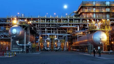 На Тенгизе вновь сокращена добыча нефти