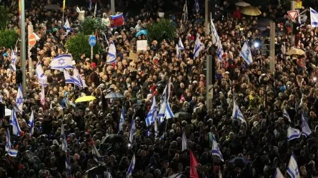 Многотысячные протесты против судебной реформы жестко разогнали в Израиле  