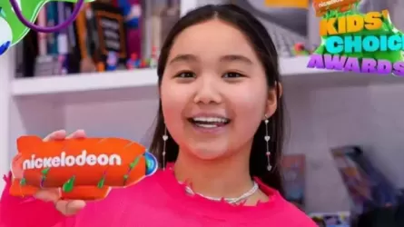 Девочка из Казахстана получила престижную награду Nickelodeon Kids Choice Awards