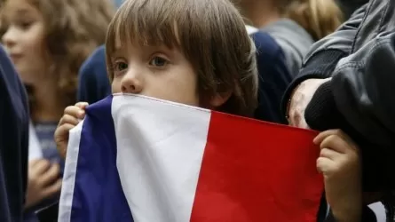 Францияда ата-аналарға балаларының суретін жариялауға тыйым салынуы мүмкін
