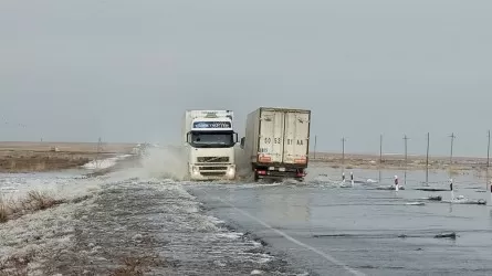 Ақтөбе облысында су тасқыны салдарынан үш ауыл орталықтан оқшауланып қалды