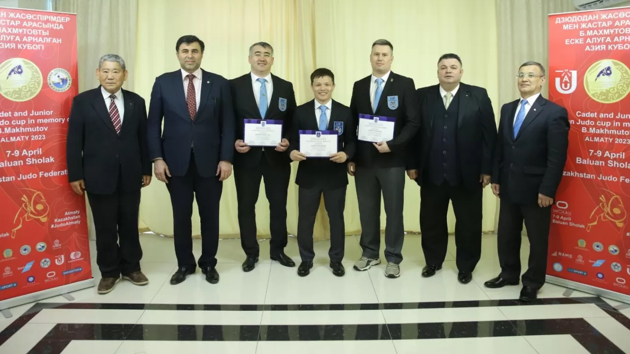 Категории IJF International и IJF Continental получили тренеры Казахстана по дзюдо
