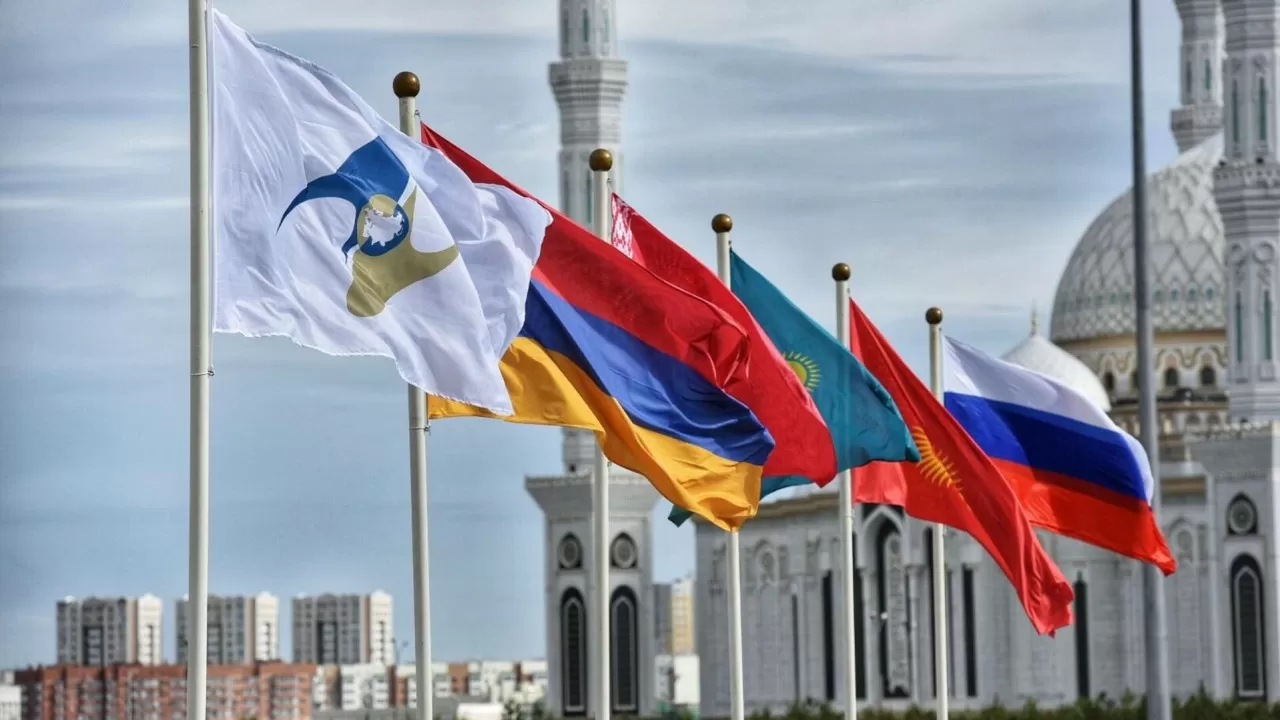 Казахстан, Кыргызстан и Армения внесли вклад в стабилизацию ВВП ЕАЭС