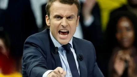 Франция президентінің беделі төмендеді 