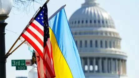 АҚШ билігі Украинаға жаңа әскери көмек пакетін бөлді