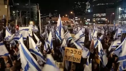 В Израиле противники судебной реформы объявили "неделю паралича"
