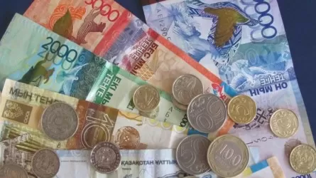 "Дочка" российского ВТБ поставила тенге в один ряд с валютами "недружественных стран"