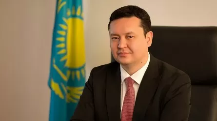 Бывшему вице-министру Абишеву выставили счет на 20 млн тенге