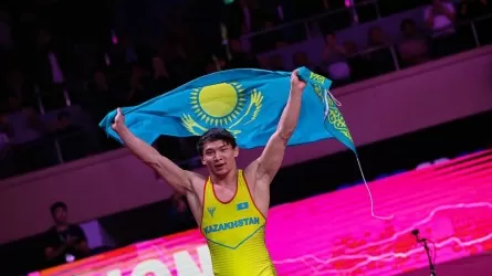 Казахстанские вольники завоевали две золотые медали на чемпионате Азии 