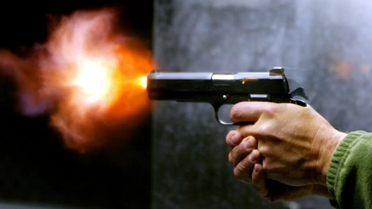 Убивший троих человек стрелок в Атырау получил пожизненный срок