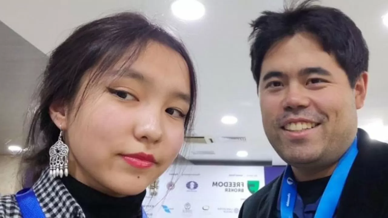 Казахстанская шахматистка Алуа Нурманова победила чемпионку мира из Китая