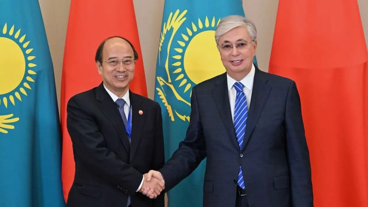Токаев обсудил с главой CNPC увеличение пропускной способности нефтепровода Казахстан – Китай