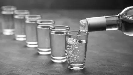 Казахстанцы выпили 21 млн литров водки с начала года