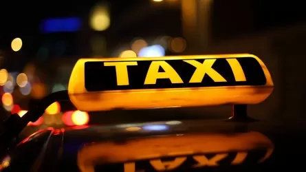 В Казахстане водители такси будут платить налоги