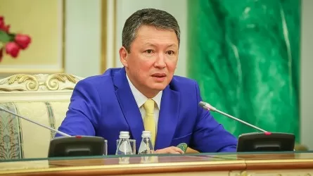 Кулибаев поздравил казахстанцев с 9 Мая