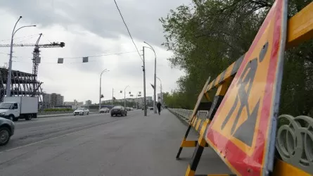 Проезд ограничат по нескольким улицам в Алматы