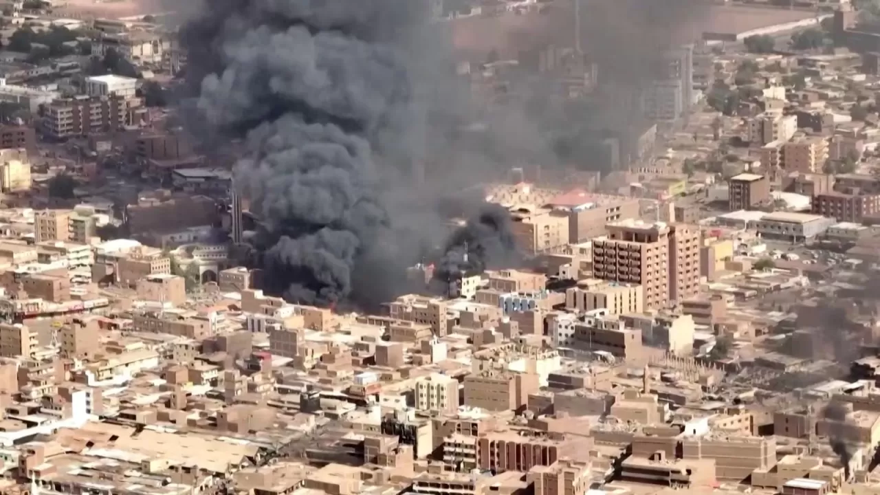 Более 15 человек погибли от авиаудара в суданской столице Хартум