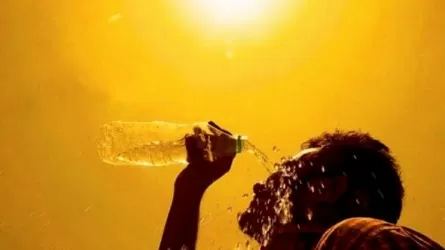 "Желтое" предупреждение продлили из-за сильной жары в Китае  