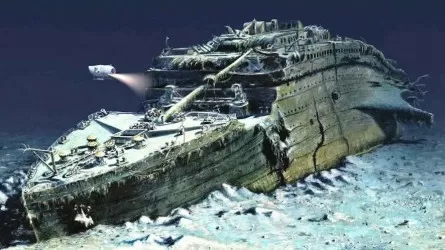 Батискаф с туристами пропал в месте крушения "Титаника"