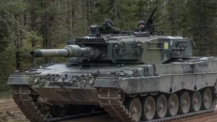 Украин әскерлері финдік Leopard бронды машиналарының жартысынан айырылды