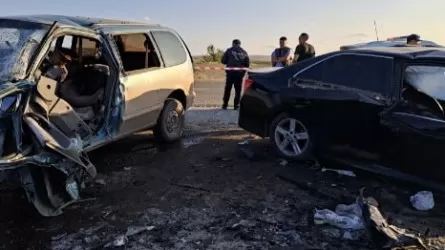 В страшном ДТП в Карагандинской области погибли 6 человек