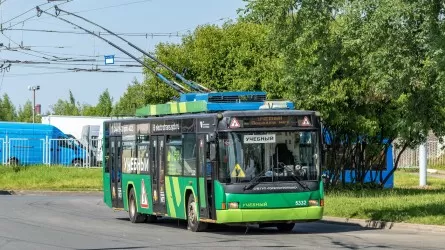 Из-за обвала грунта изменили схему движения троллейбусов в Алматы