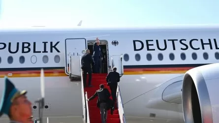 Токаев проводил президента Германии в Мангистау