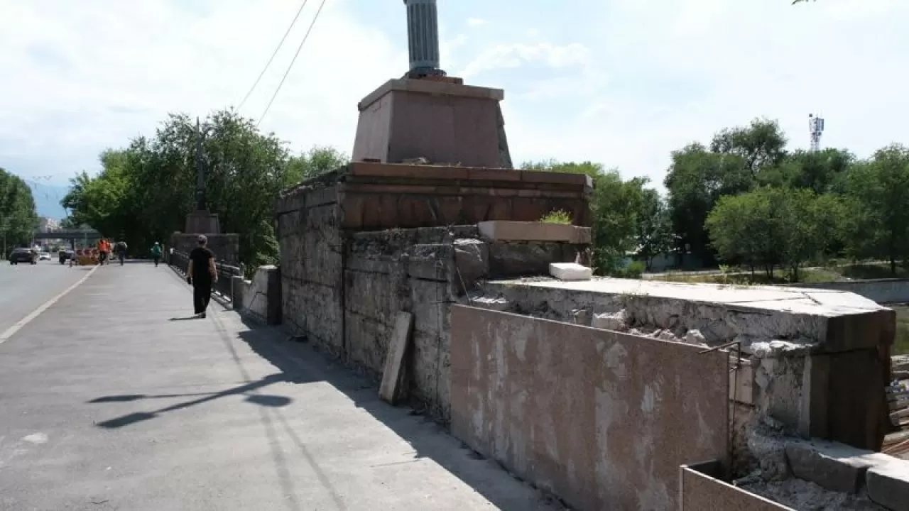 Власти Алматы пообещали, что исторический облик переправы через БАК будет сохранен