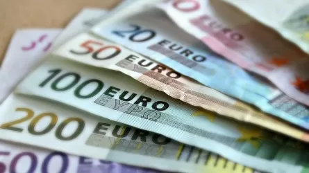 Евро подорожал сразу на 9,21 тенге