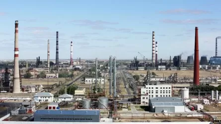 В Павлодаре КНБ расследует уголовное дело по местному нефтезаводу