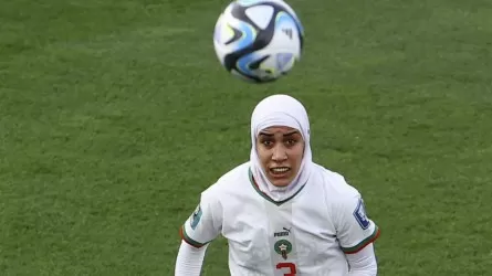 Футболистка из Марокко стала первой женщиной, которая вышла на игру ЧМ в хиджабе 