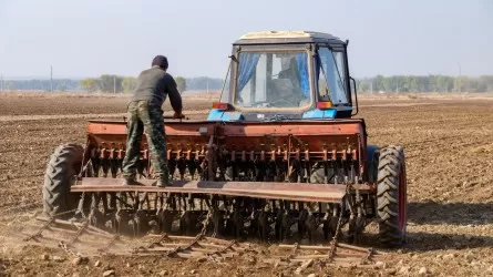 Казахстанские фермеры просят увеличить объемы льготного лизинга