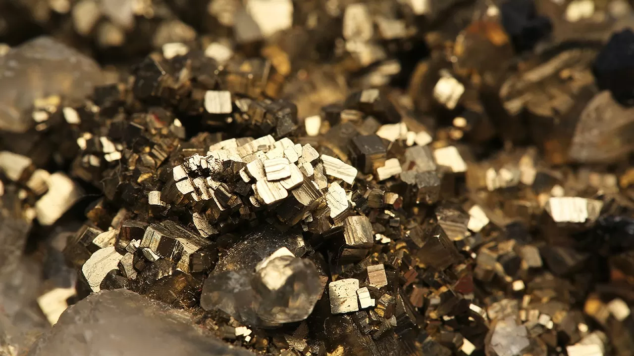 Премьер раскритиковал темпы разведки редких и редкоземельных металлов в Казахстане