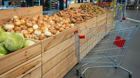 Супермаркеты Астаны переписывают ценники на еду   