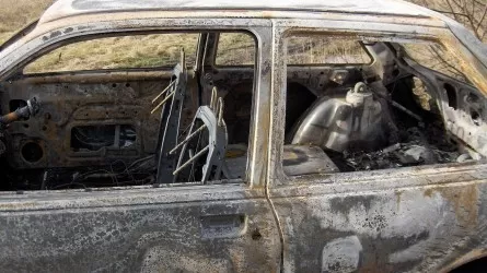 Семья из трех человек сгорела в машине после столкновения с бензовозом в Акмолинской области 