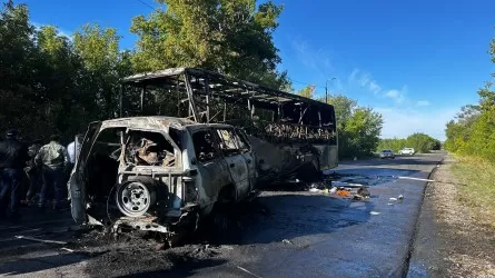 Абай облысында жолаушылар автобусы мен джип көлігі соғысып, бір адам қаза тапты