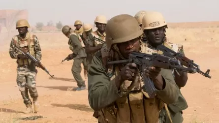 В столицу Нигера отправились военные из-за возможной интервенции