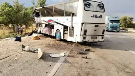 Два человека погибли в ДТП на трассе Алматы – Ташкент 