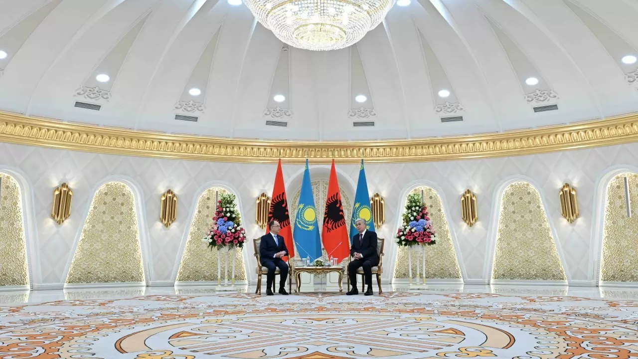 Казахстан заинтересован в установлении более тесных отношений с Албанией – Токаев