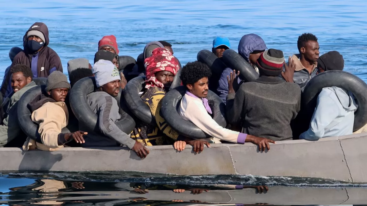 Жители итальянской Лампедузы протестуют против приема мигрантов